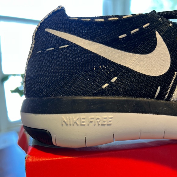Nike sneakers - Picture 6 of 8